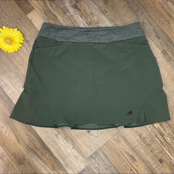 Adidas Women’s 16” Fashion Golf Skort Size Large